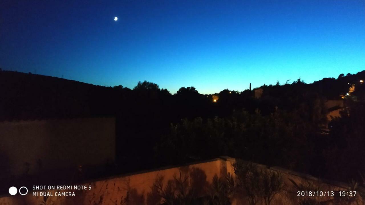 L'Establoun Daire Saint-Martin-de-Brômes Dış mekan fotoğraf
